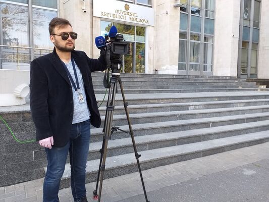  ,   Alexei Tomis, 32 ,   ,   , c 