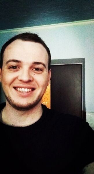  ,   Artem, 32 ,   ,   , c , 