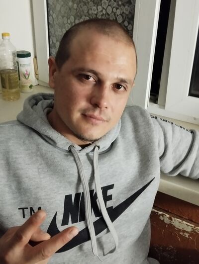 ,   Marat, 34 ,   