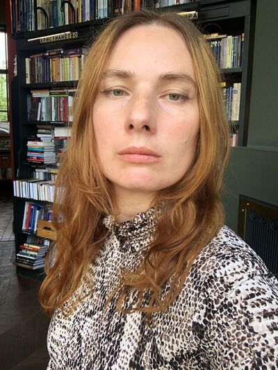  -,   Alexandra, 41 ,   ,   