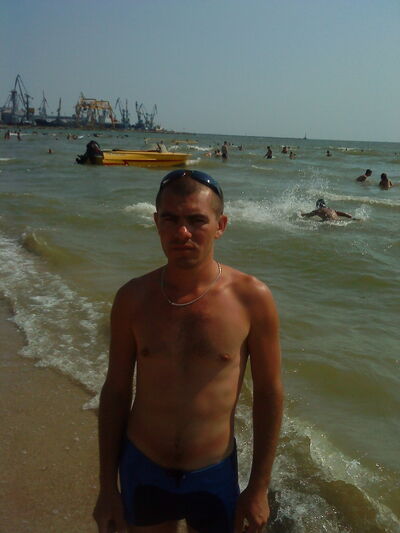  ,   Aleksandr, 42 ,   ,   , c 