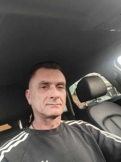 ,   Renat, 49 ,   ,   , c 