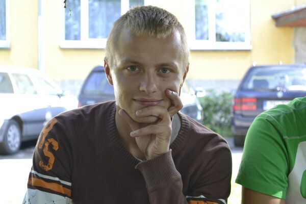  ,   Sromeu, 35 ,   