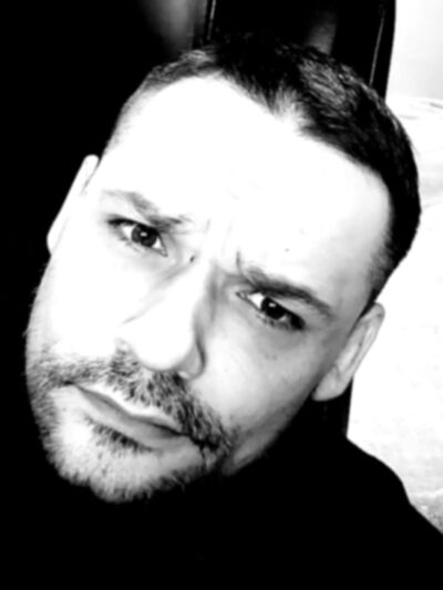  ,   Denis, 40 ,   ,   