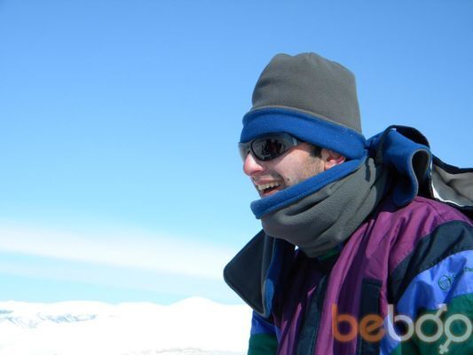  ,   Nicola, 32 ,   