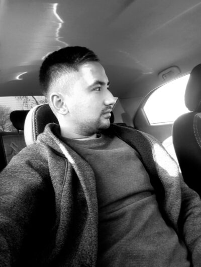  ,   Javlonbek, 32 ,   