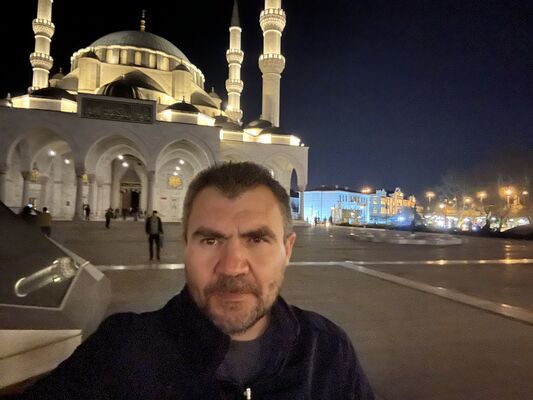  -,   Volkan, 42 ,   ,   