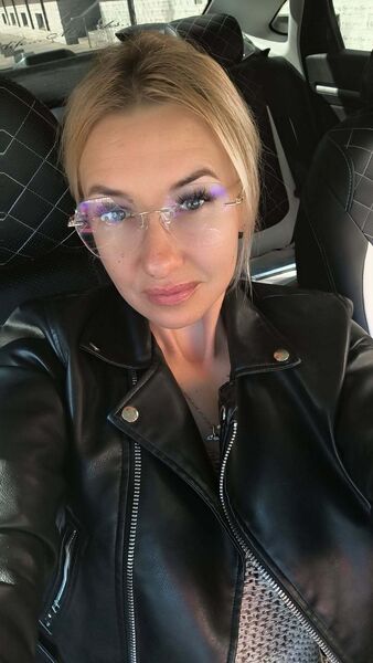  ,   Lelka, 42 ,     