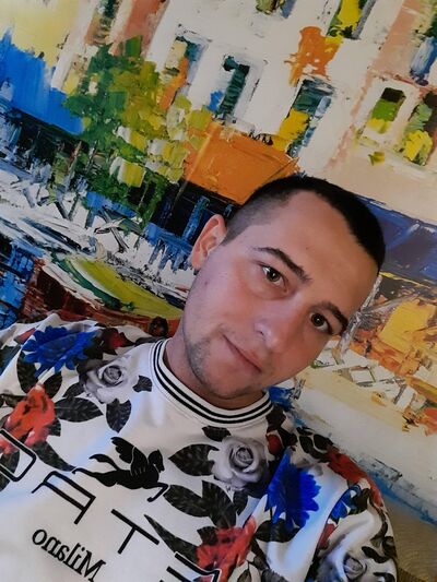  ,   Nikolay, 28 ,   ,   , c , 