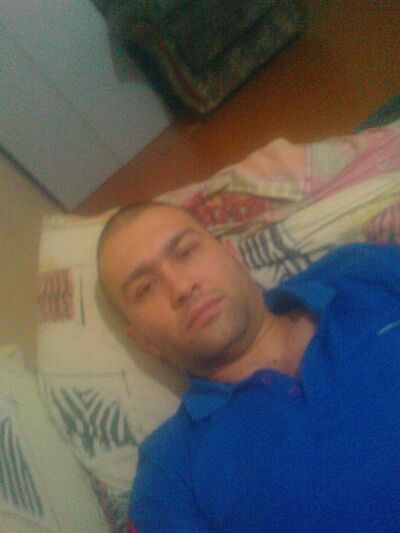  ,   Macho, 41 ,   ,   , c 
