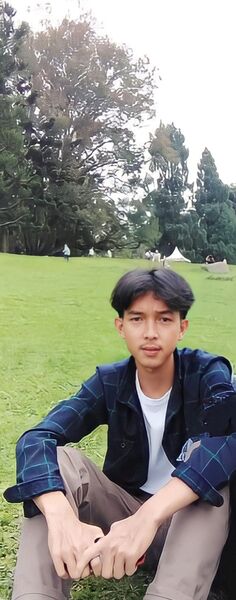  Bairiki,   Ilham, 20 ,   ,   