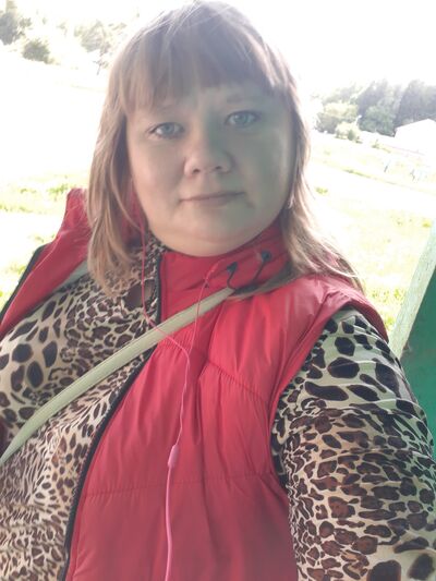  ,   Elena, 35 ,   c 