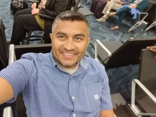  ,   Oliver Tawhi, 60 ,     , c 