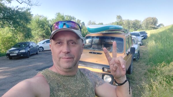  ,   Evgeny, 53 ,   ,   , c , 