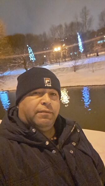  ,   Tolik, 48 ,     