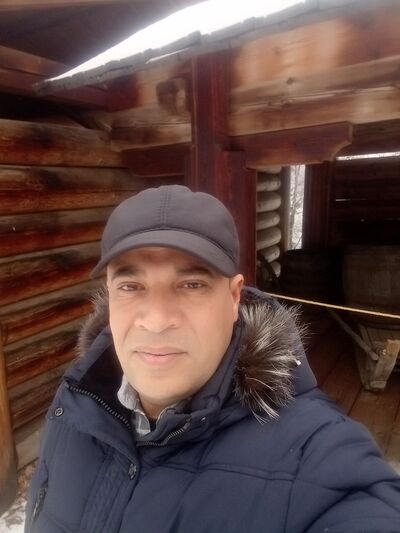  Algiers,   Mostafa, 43 ,   ,   