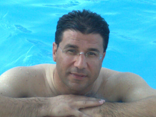  Al Ghardaqah,   Mazen, 48 ,     , c 