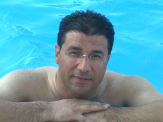  Al Ghardaqah,   Mazen, 50 ,     , c 