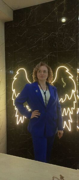  ,   Anastasia, 49 ,   c , 