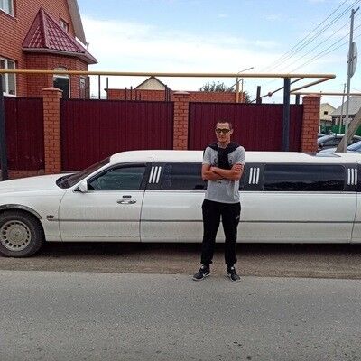  ,   Alekcei, 32 ,   ,   , c 