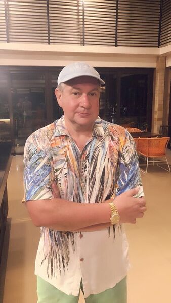  ,   Alex, 56 ,   ,   