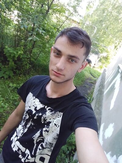   ,   Ivan, 25 ,   ,   