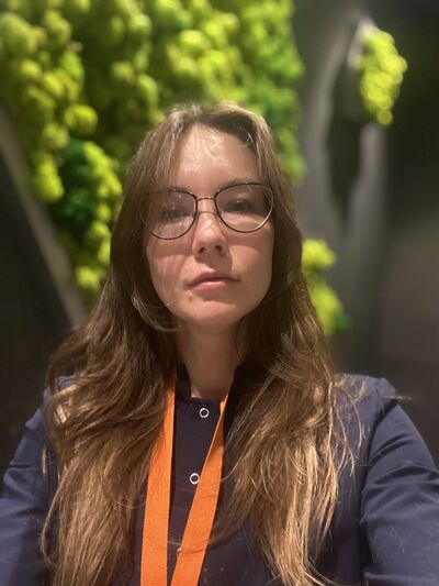  ,   , 33 ,   c 