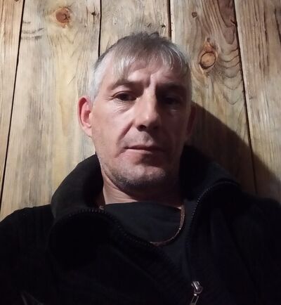  ,   Ur, 45 ,   ,   