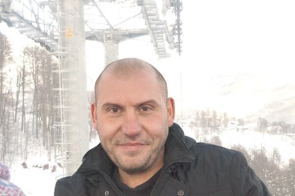  -,   Dan, 45 ,   ,   , c 