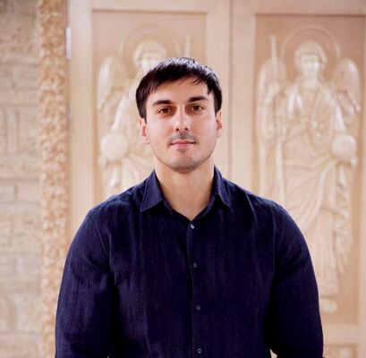  ,   MihaLeo, 32 ,   ,   