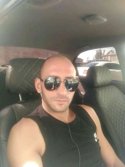  ,   Vahan, 37 ,   ,   , c 