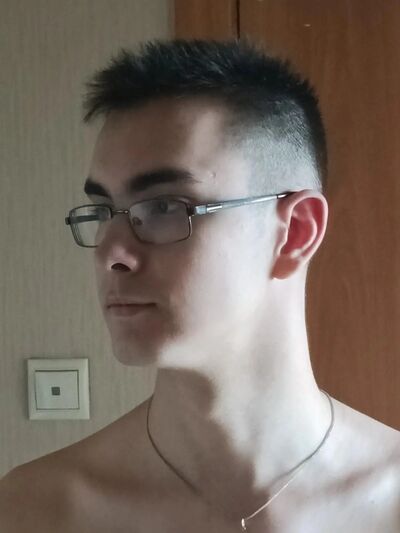  ,   Mikhail, 22 ,   , c 