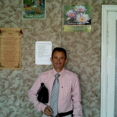  ,   Slavik, 48 ,   