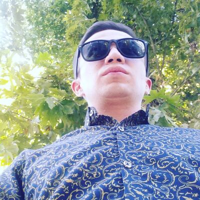  ,   Xxxx, 32 ,   