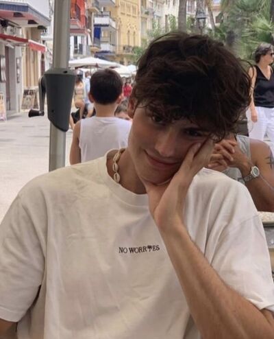  ,   Alex, 22 ,   , 
