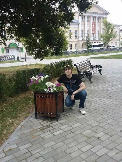  ,   A r t u r, 35 ,     , c 