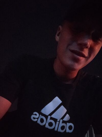  ,   Pavel, 24 ,   ,   