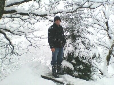  ,   Tato, 38 ,  
