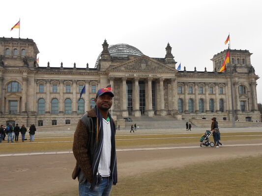  ,   Tonnito, 37 ,   ,   , c 