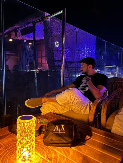  ,   Ali, 28 ,   ,   