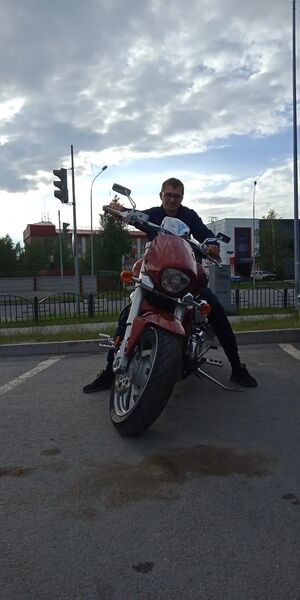  ,   Igor, 33 ,   c 