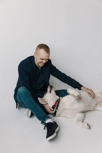  ,   Anton, 41 ,     , c 
