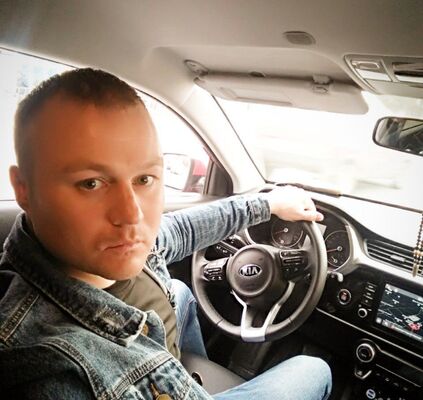 ,   Vitaly, 31 ,   ,   , c , 