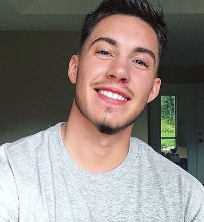  ,   Andrew, 25 ,   ,   