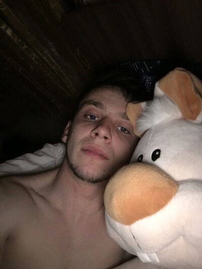  ,   Anton, 27 ,   ,   , c 