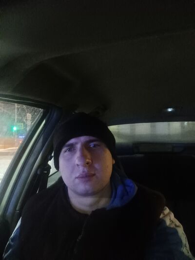  ,   Ilia, 32 ,   ,   