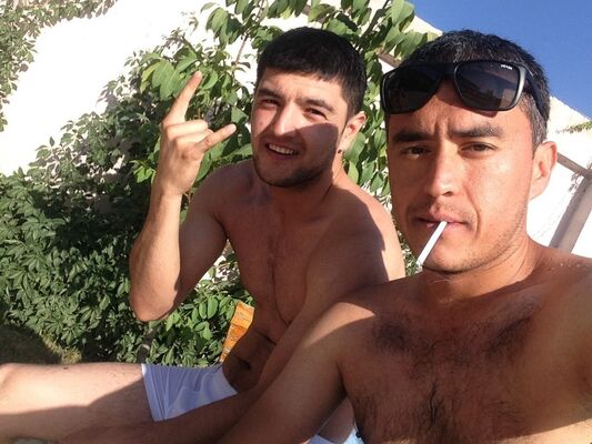  ,   Javohir, 33 ,   