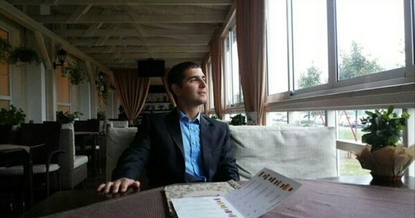  -,   Maxim, 43 ,   ,   , c , 