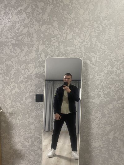  Brzezie,   Denis, 22 ,   ,   