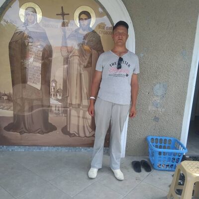  ,   Andrei, 44 ,  